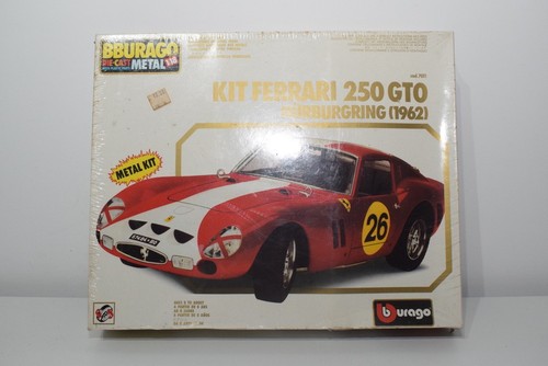 Bburago burago 7011 - 1:18,